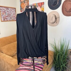 Ella Moss | choker neck black long sleeve top | S